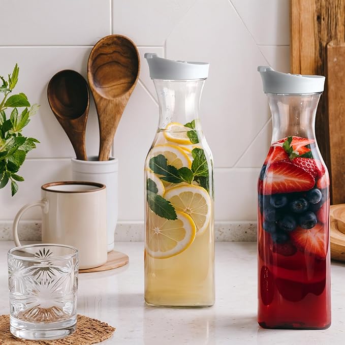 GUSTO [50 oz - 6 Pack] Plastic Carafe with Lid, Large Capacity Square Base - Clear Pitcher with Flip Top Lid, Easy-Pour Spout Juice Containers with Lids - Perfect for Mimosa Bar, Water, and Cold brew